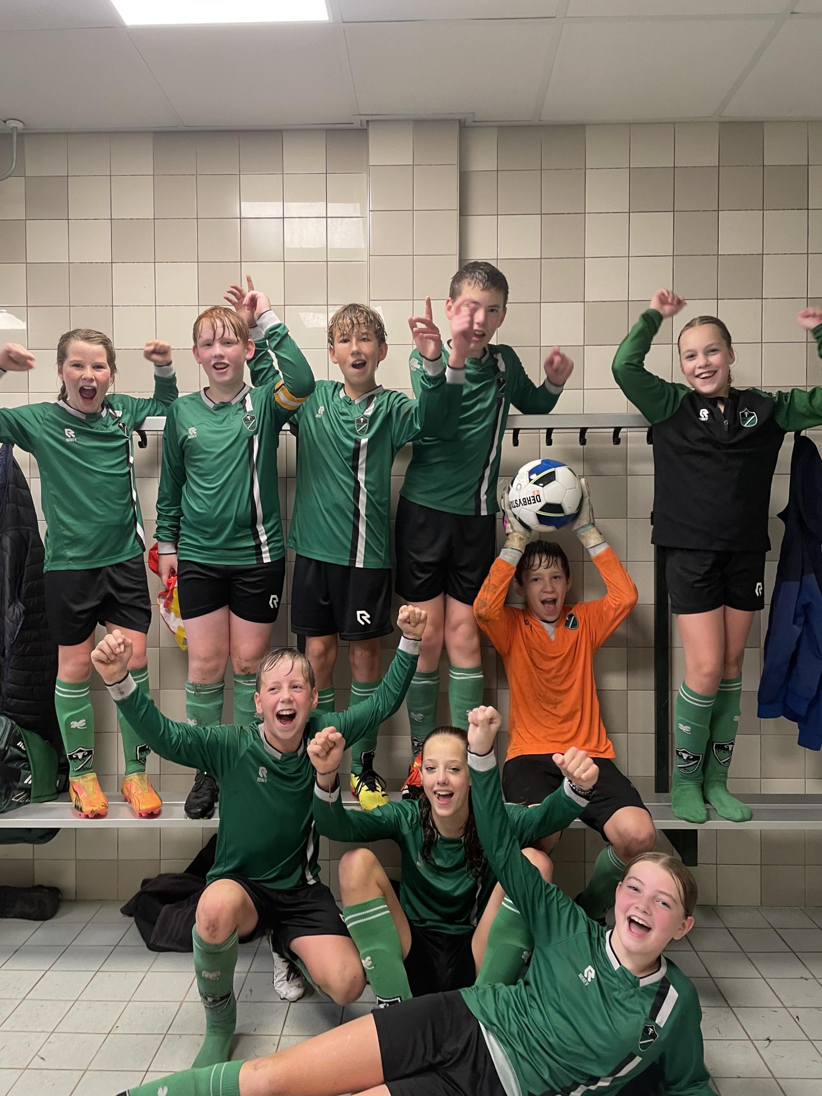 Waskemeer wint overtuigend in laatste wedstrijd tegen Harkemase Boys