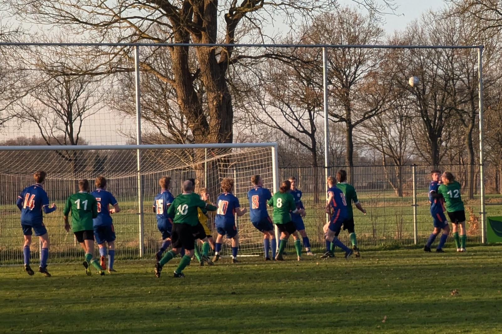 Donderspeech coach Surhuisterveen stuwt Waskemeer 5 tot ongekende hoogte