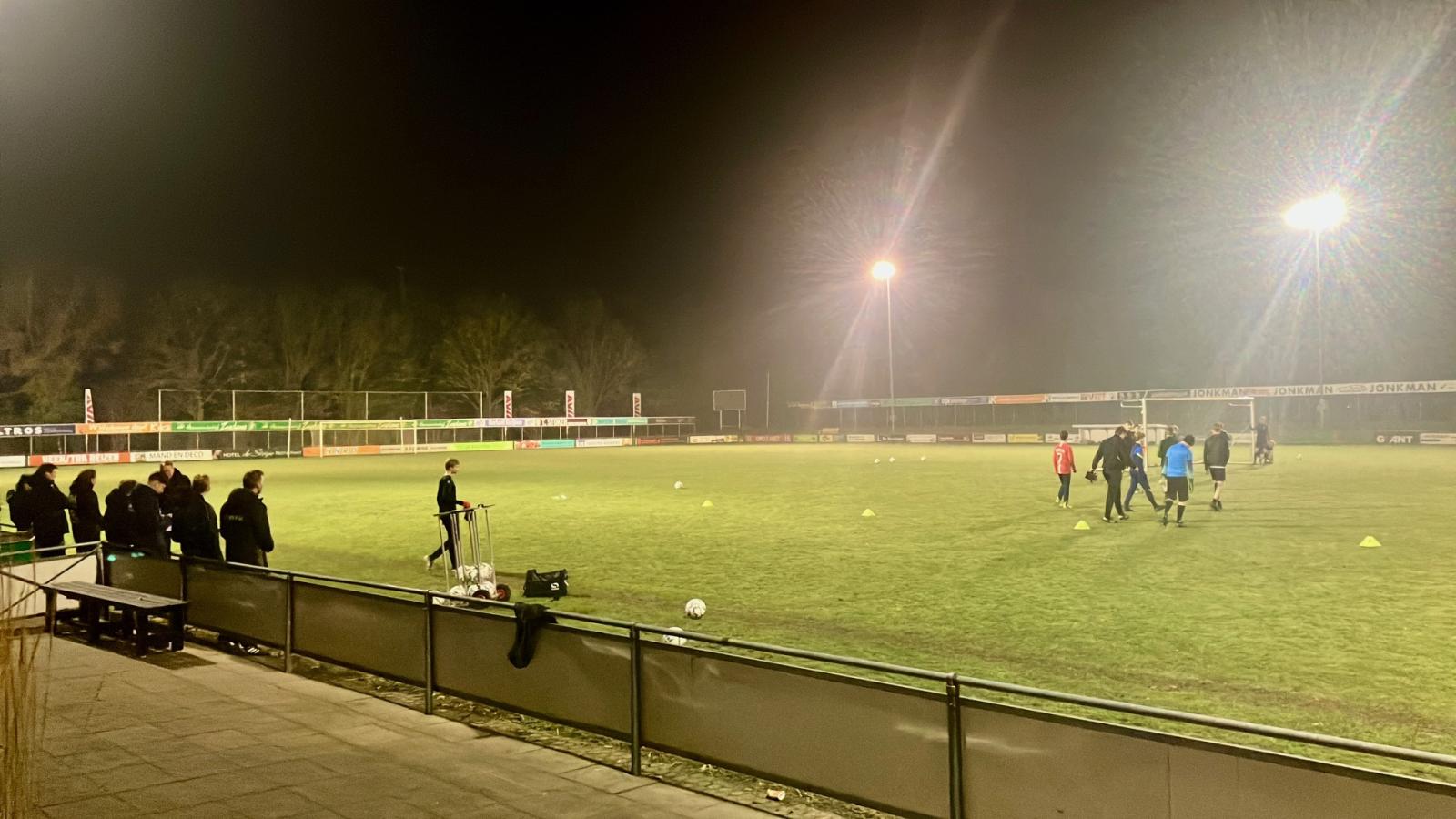 KNVB trainingsgroep Jan de Jonge actief in Waskemeer