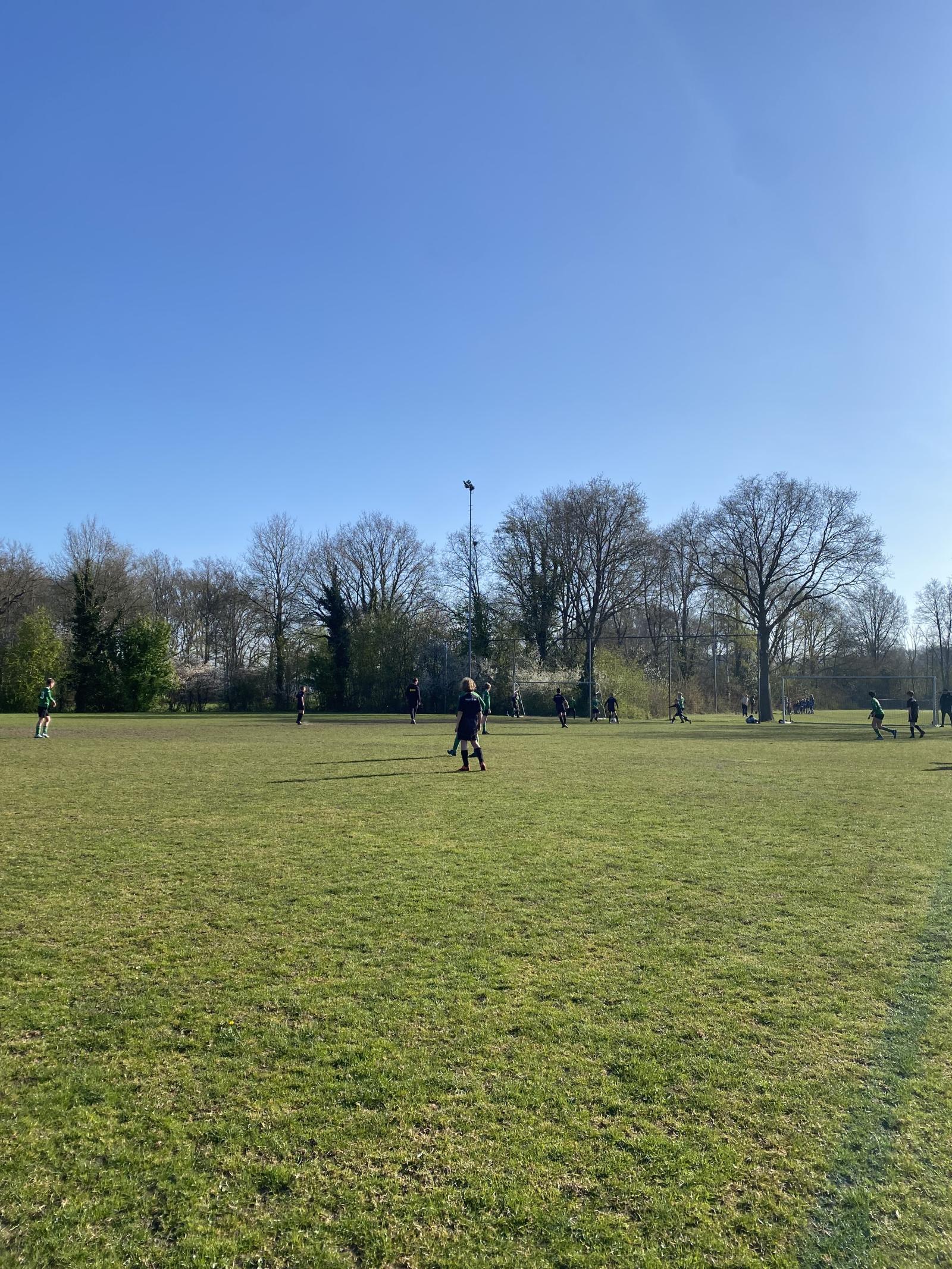 JO11 verliest in de wedstrijd tegen Oosterwolde