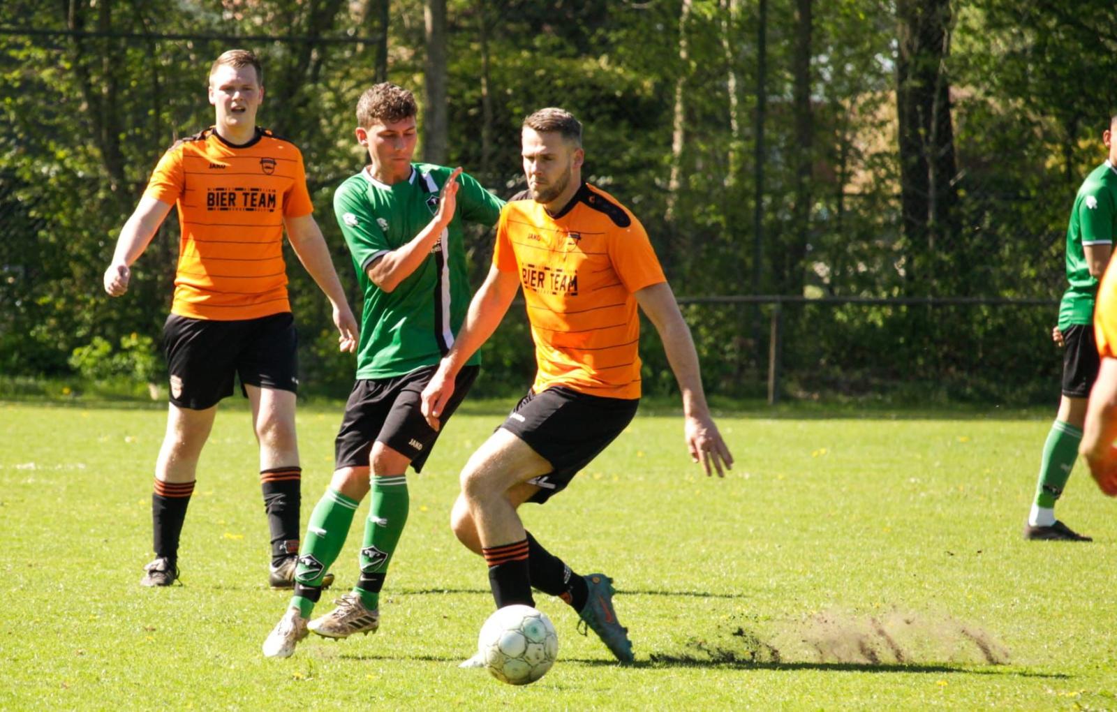 Waskemeer 6 wint ook ruim de return tegen Haulerwijk 3