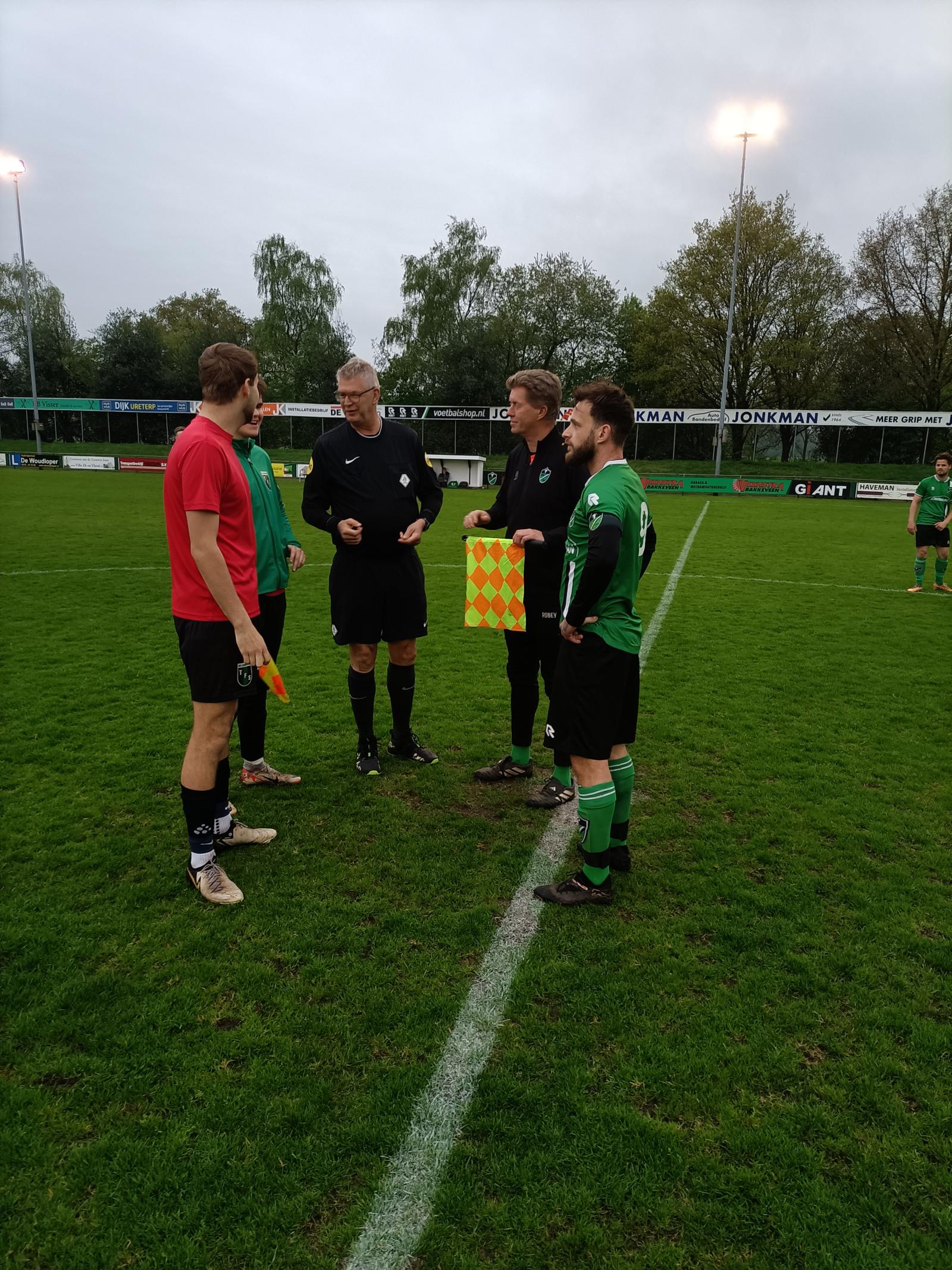 Tim Haven leidt Waskemeer met hattrick naar benauwde oefenwinst