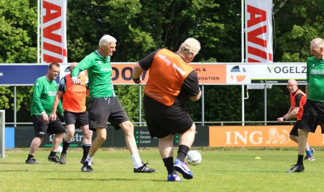 Sportpark ’t Ald Leger toneel van allereerste Walking Football derby in Ooststellingwerf