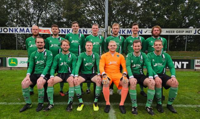 Vv Waskemeer 3 behoudt ongeslagen reeks na gelijkspel tegen Blue Boys