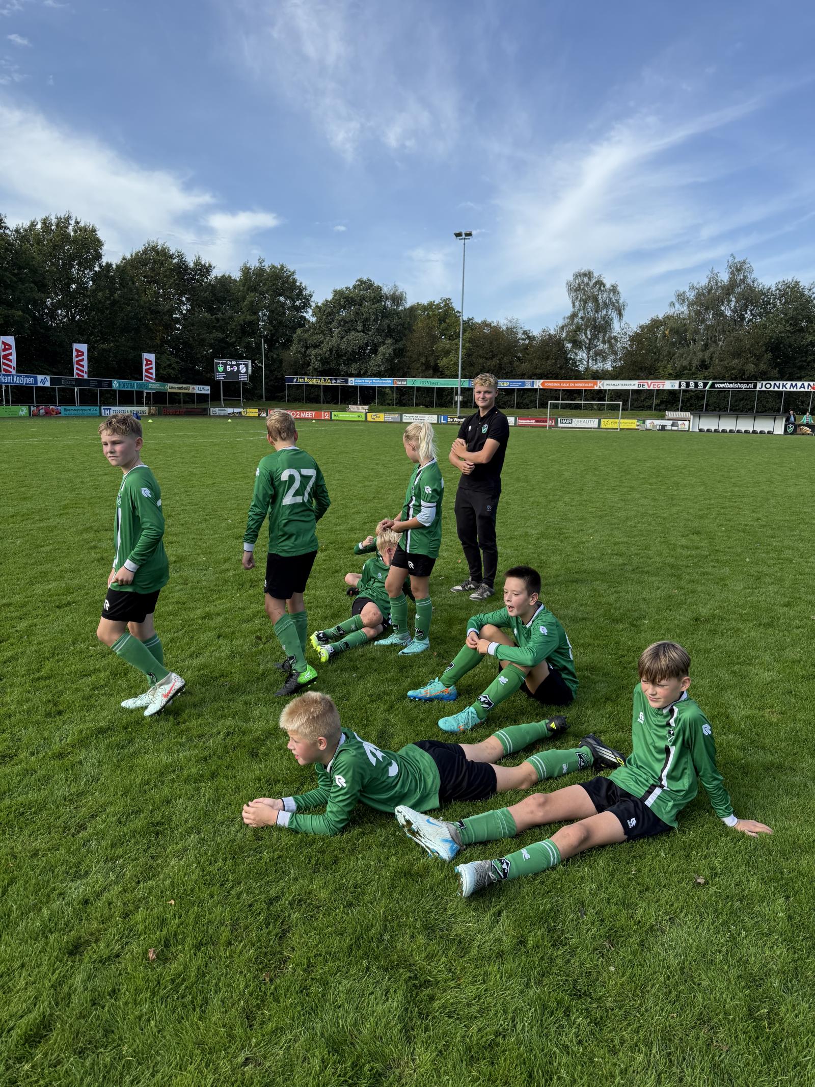 Matig eerste kwart kost JO11 dure punten