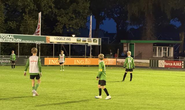 JO11 laat zich in tweede helft van zijn goede kant zien tegen TFS