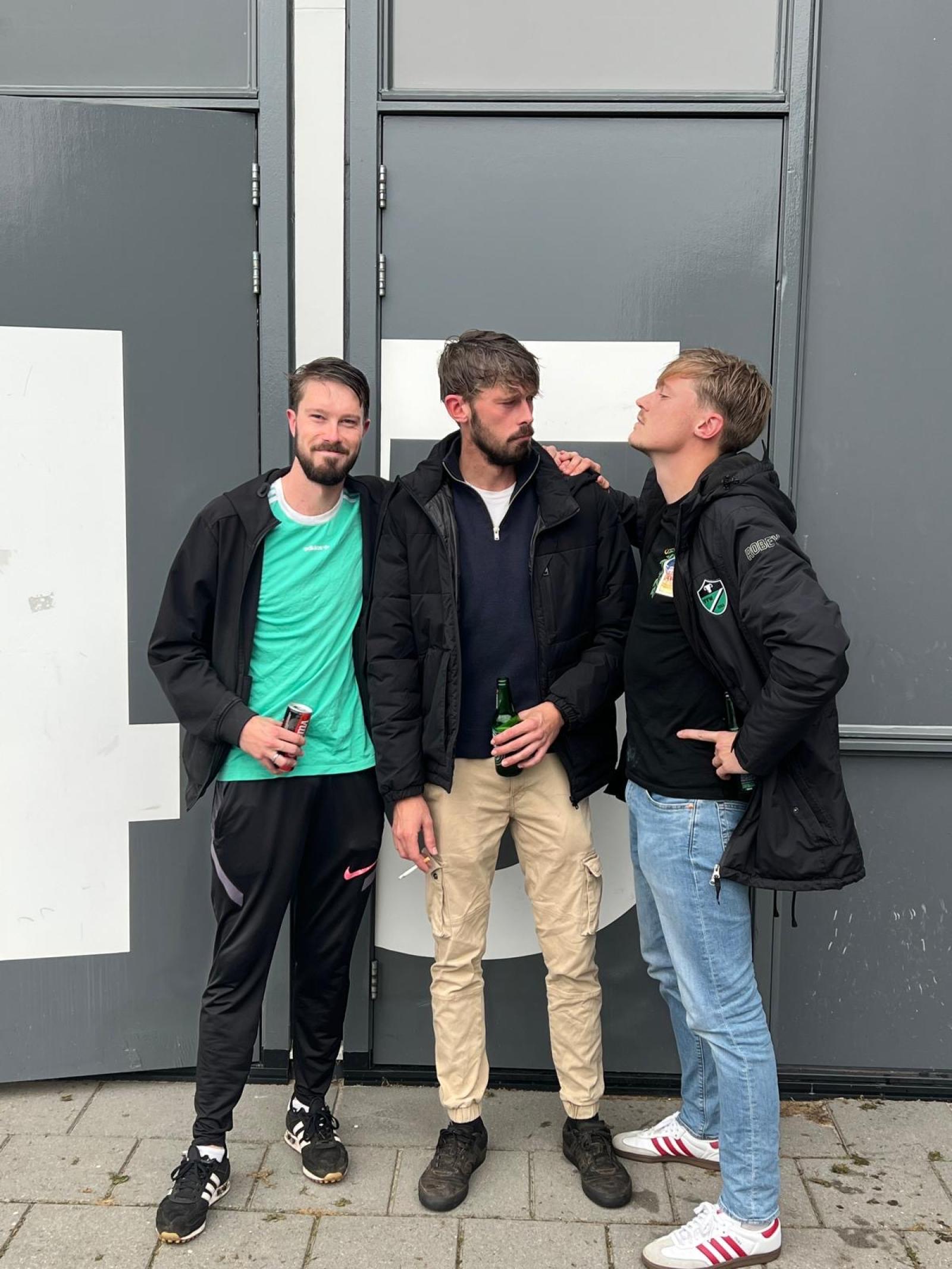 Grimmige sfeer met 3x van der Veen