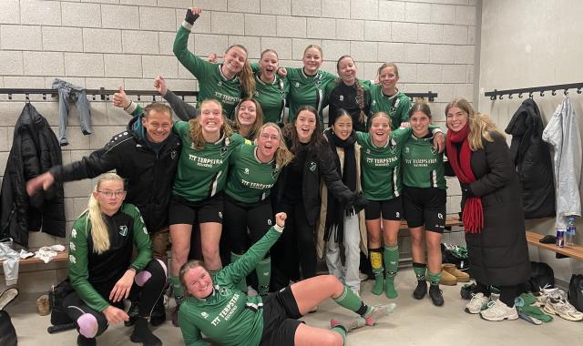 Vrouwen 1 blijft ongeslagen in de competitie