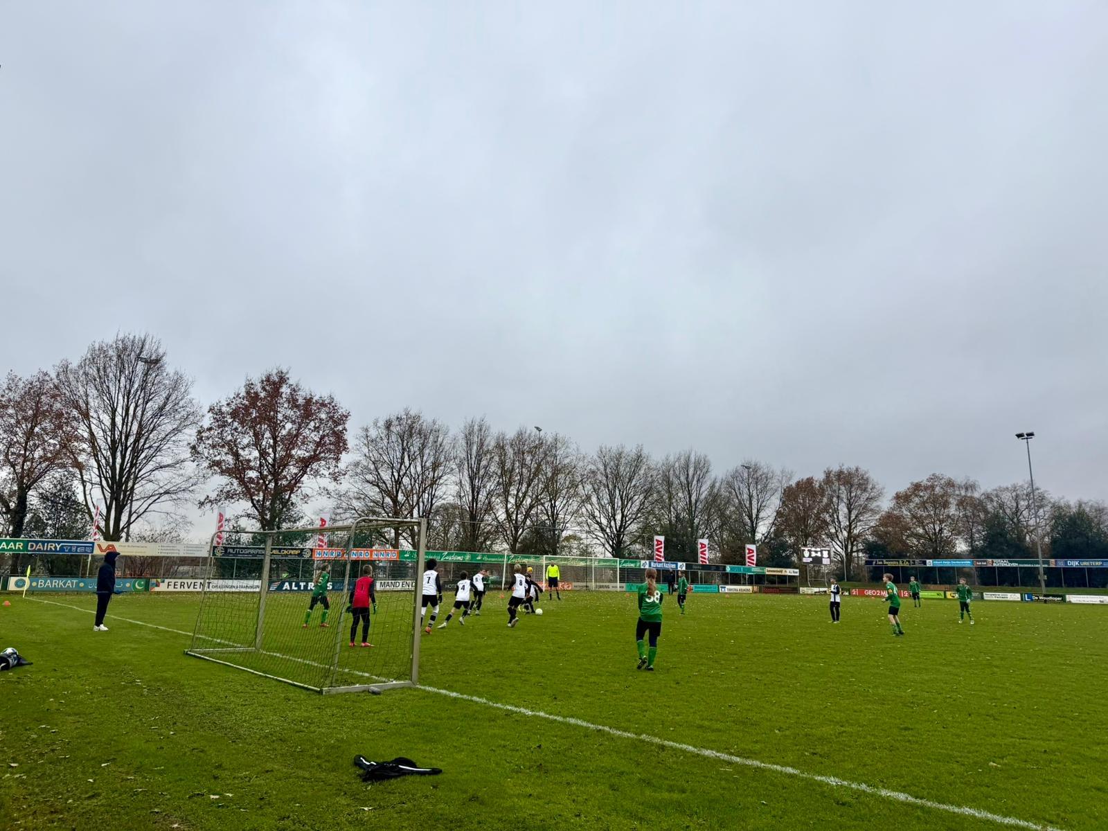 Waskemeer JO12 vandaag niet opgewassen tegen Drachten