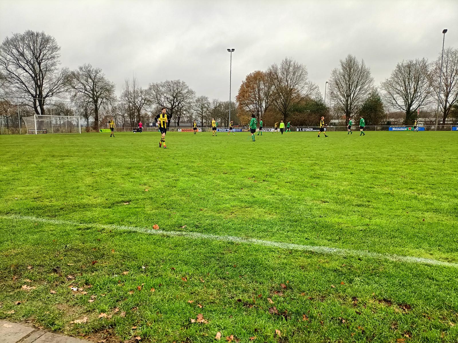 Waskemeer 2 deelt de punten met Gomos