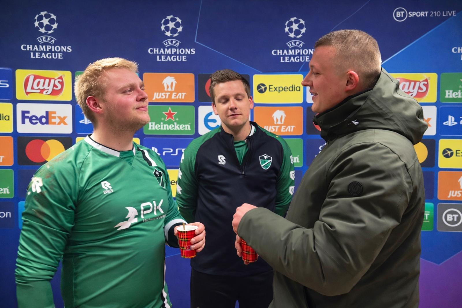 Waskemeer 3 knokt zich voorbij Blue Boys 2 in voetbalspektakel