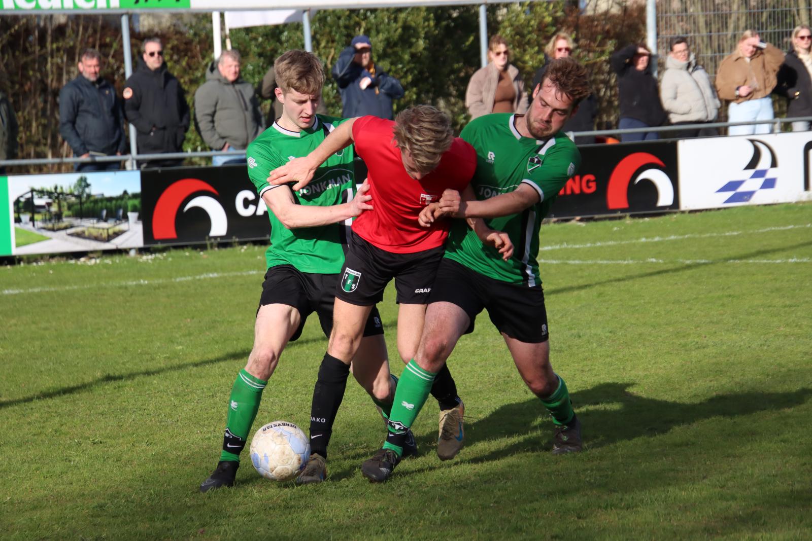 Waskemeer pakt cruciale driepunter tegen TFS