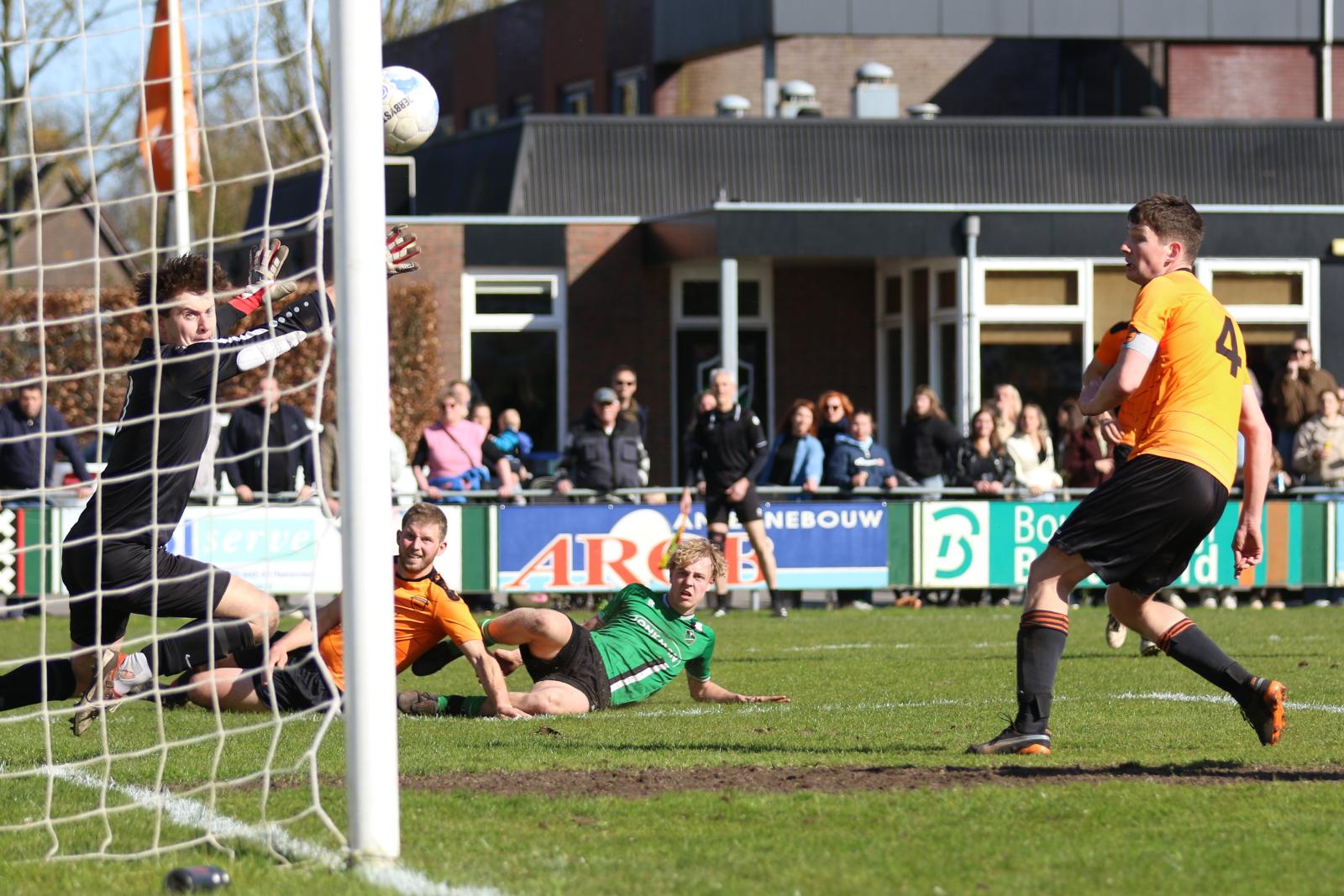 Paasderby tussen Boven en Beneden eindigt onbeslist