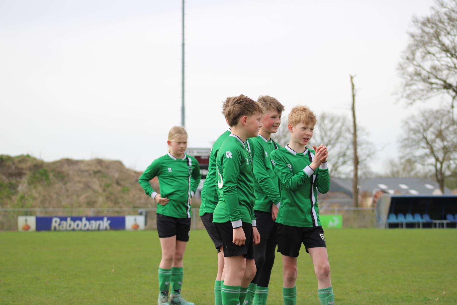 Jo-11 start fase met ruime overwinning op Zevenhuizen