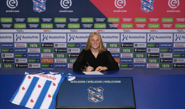 SC Heerenveen legt Elize van Vilsteren langer vast