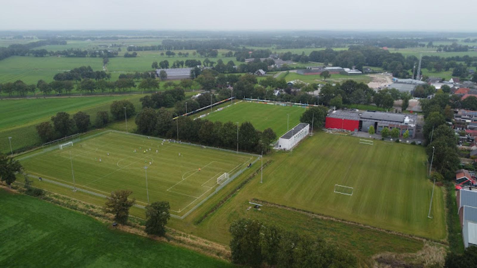 Kletsnatte derby prooi voor Waskemeer 2